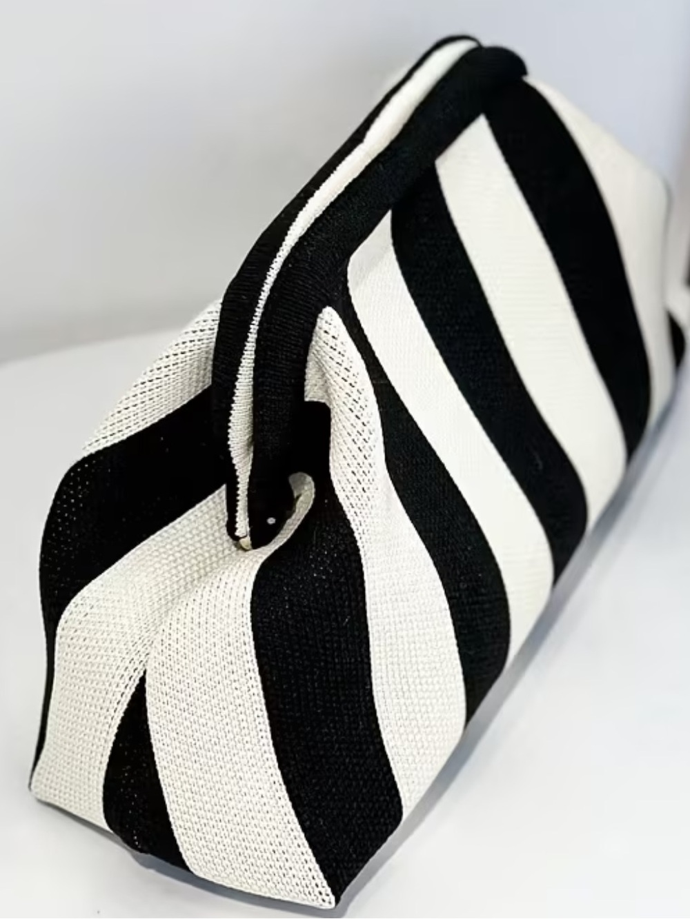 Black & White Striped Women's Clutch Bag